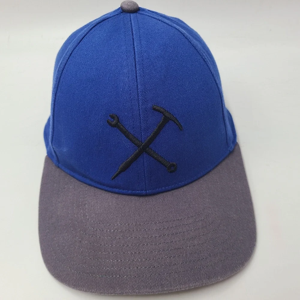 Mountain Hardwear Hat Fitted (Seems S-M) Blue Gray Tools Logo Outdoor Hiking Men